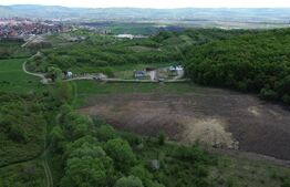 Teren 15.100 mp la baza pădurii – ideal parcelare | 14 loturi | priveliște super