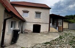 Casă cu 3 camere, teren 1180 mp, în comuna Săsciori