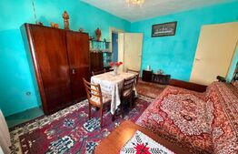 Apartament cu 3 camere, 47mp, etaj intermediar, Cugir