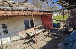Casa 5 camere, 2 bucatarii, 140 mp, curte si gradina, zona Blaj