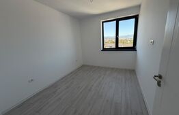 Apartament cu 4 camere, 90 mp, zona Centru