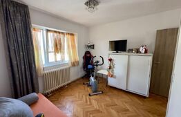 Apartament 3 camere decomandat, 76 mp, vedere panoramică, zona Cetate