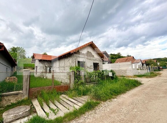 Casa de vânzare 3 camere Aiud - 195682CV | BLITZ Alba Iulia | Poza1