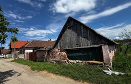 Teren intravilan cu acces la asfalt 1.600 mp în Vintu de Jos