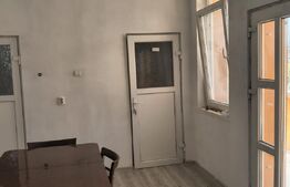 Spatiu cu 3 camere de inchiriat, 99 mp, teren 1325 mp, zona Unirea