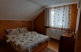 Cabană din lemn 2017, 4 dormitoare, 110 mp, șemineu, Prigoana