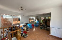 Spațiu comercial 2 corpuri, curte 500 mp și terasă 220 mp – zona Gară