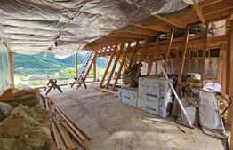 Cabană la roșu în Comuna Lupșa – Ideală pentru casă de vacanță sau investiție