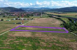 Teren intravilan 2.056 mp | Două fronturi stradale | Zonă rezidențială Petrești