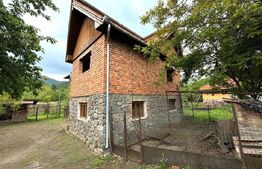 Casă individuală, 102 mp, zona Metes