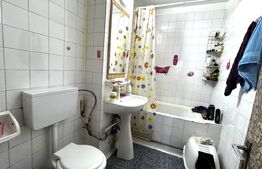 Apartament decomandat cu 2 camere, 57 mp, etaj 1, zona Sub Bazinul Olimpic 