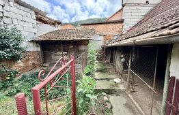 Casă 4 camere, 100 mp, garaj, beci și grădină, zona Cindeni - Cugir