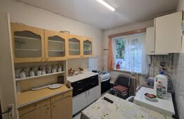 Apartament cu 2 camere, 48 mp, decomandat, zona Cetate