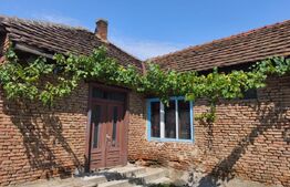 Casa cu teren de vanzare, 370 mp, zona Sibot