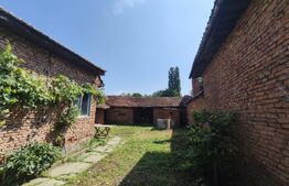 Casa cu teren de vanzare, 370 mp, zona Sibot