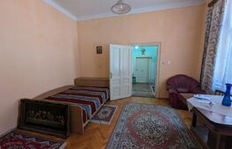 Casă 6 camere, 138 mp, garaj și teren 489 mp - zona Centru