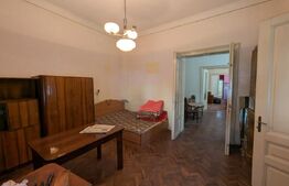 Casă 6 camere, 138 mp, garaj și teren 489 mp - zona Centru