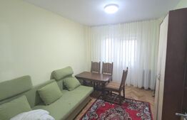Apartament cu 2 camere, decomandat, 55 mp, 2 bai, zona Cetate