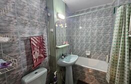 Apartament cu 4 camere, 77 mp, etaj 2, zona Dallas - Aiud