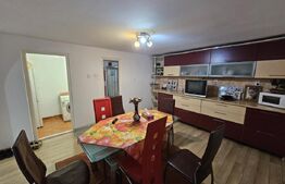 Casă de vânzare, 150 mp, teren de 870 mp, zona Piața - Sebeș