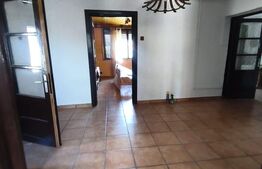 Casa de vanzare, 100 mp, zona Centrala - Ocna Mures