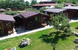 Pensiune cu 8 căsuțe, ciubere cu hidromasaj, Poiana Aiudului, Livezile