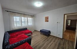 Apartament cu 3 camere, 65 mp, zona Cetate