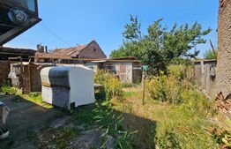 Casă 2 camere, 65 mp, 847 mp teren, zona Unirea 