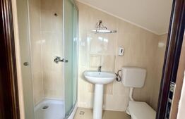 Apartament cu scara interioara 5 camere,4 bai,2 balcoane,zona Cetate