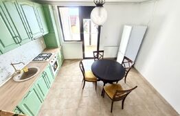 Apartament cu scara interioara 5 camere,4 bai,2 balcoane,zona Cetate