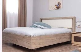 Casa de vanzare, pretabila pentru investitie si locuit