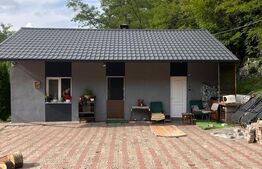 Casa de vanzare, 252 mp, 1800 teren, zona Ocolis