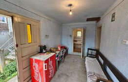 Proprietate cu 2 case, 120 mp, teren 1.855 mp, Vadul Moților