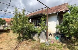 Casă cu teren intravilan de 1256 mp în Dumbrava, județul Alba