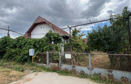 Casă cu teren intravilan de 1256 mp în Dumbrava, județul Alba