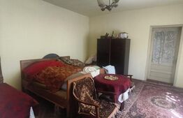Casa de vanzare, 98 mp, zona Razboieni Cetate