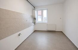Apartament 3 camere,2 balcoane,pod,pivnita,parcare,etaj 2,zona Joagar
