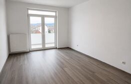 Apartament 3 camere,2 balcoane,pod,pivnita,parcare,etaj 2,zona Joagar