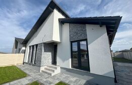 Casă individuală 90.30 mp, teren 387 mp, zona Orizont