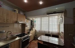 Apartament de vanzare, 3 camere, 70 mp, zona Aiud