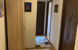 Apartament 3 camere, 70 mp, parcare, pivnita, zona Cetat- Mercur