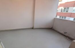 Penthouse de vanzare, 74 mp, terasa, zona Centrala