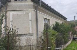 Casa de vanzare, 150 mp, zona Centru - Ocna Mures