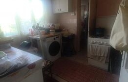 Casa de vanzare, 81 mp, zona Ocna Mures