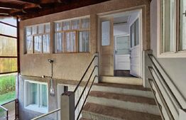 Casă de vânzare, 260 mp, zona Vest
