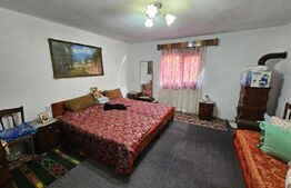Casă de vânzare, 260 mp, zona Vest