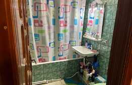 Apartament spatios, 4 camere, 93 mp, pod, Zona Ampoi 