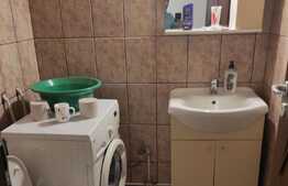 Apartament 4 camere, decomandate, 2 bai, 76 mp, etaj 1, zona Cinema Dacia