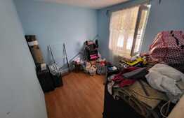 Apartament 3 camere, semidecomandat, zona Bulevard