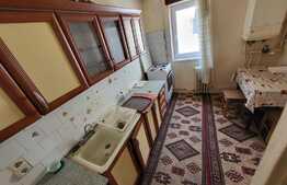 Apartament 3 camere, decomandat, zona Bulevardul Transilvaniei